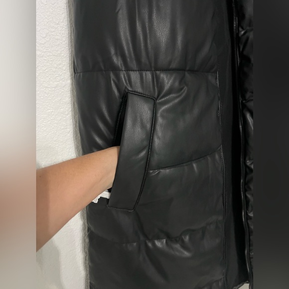 ZARA Oversize LONG HIGH NECK PUFFER BLACK VEST Size S. - Picture 3 of 6